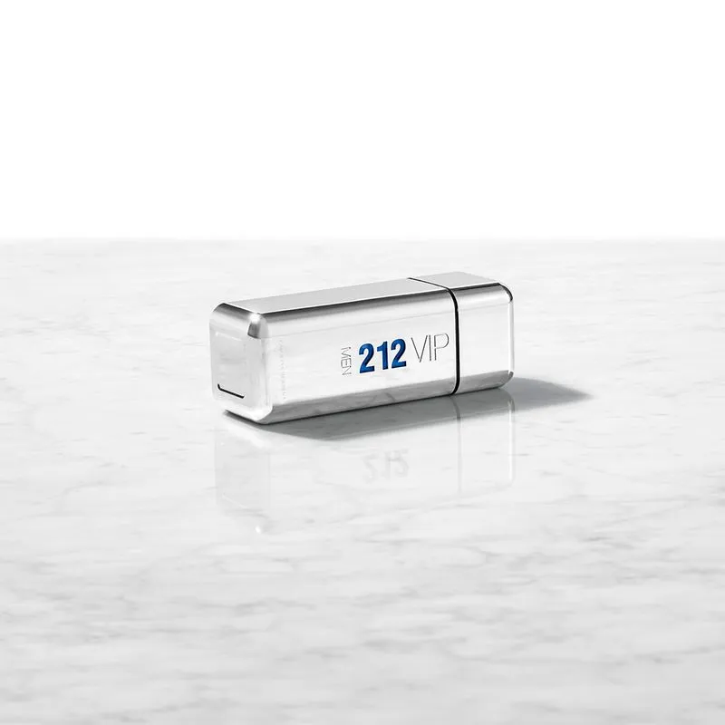 Perfume Masculino 212 Vip Men Carolina Herrera Eau de Toilette 100ml - Imagem 3